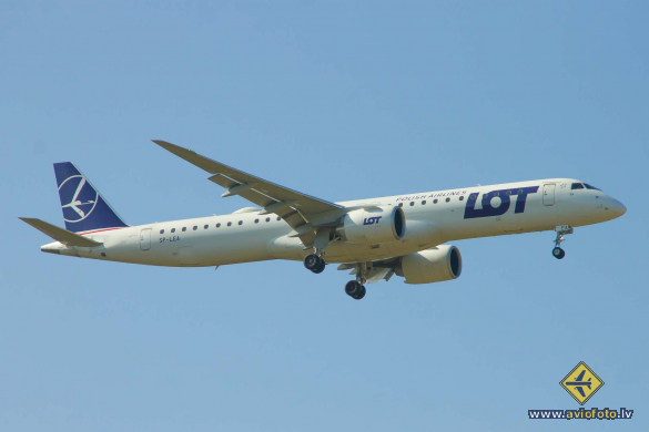 Embraer 195 E2 STD (ERJ-190-400STD)